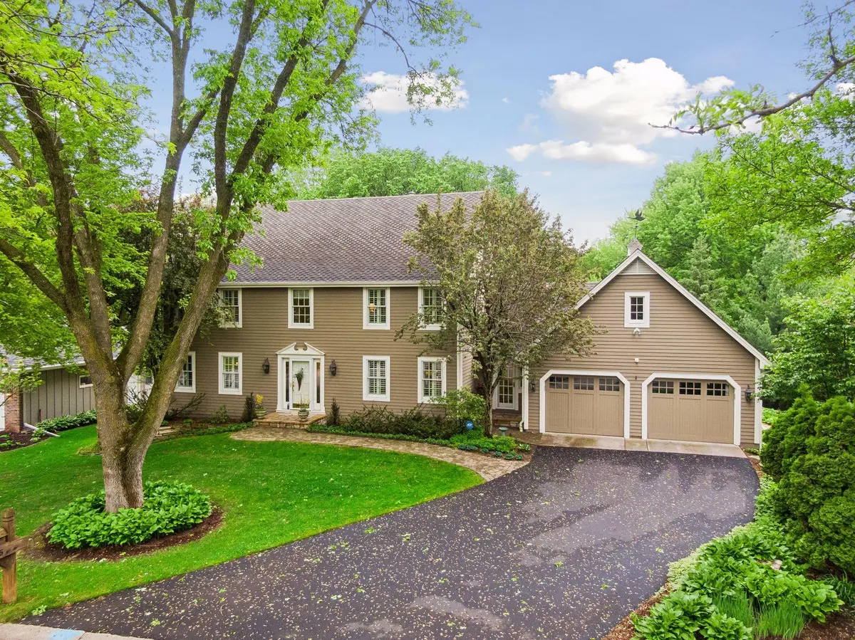 925 Brockton LN N, Plymouth, MN 55447