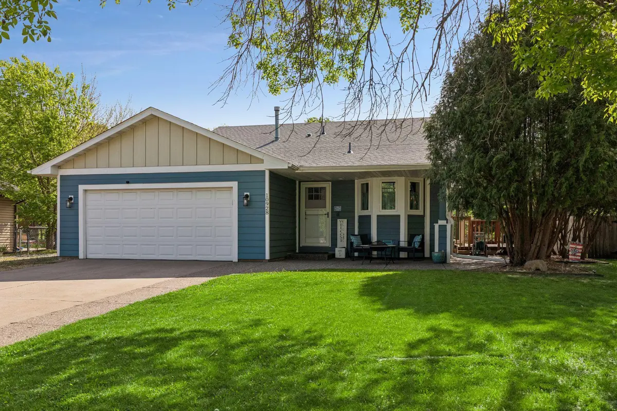 10928 Maryland AVE N, Champlin, MN 55316