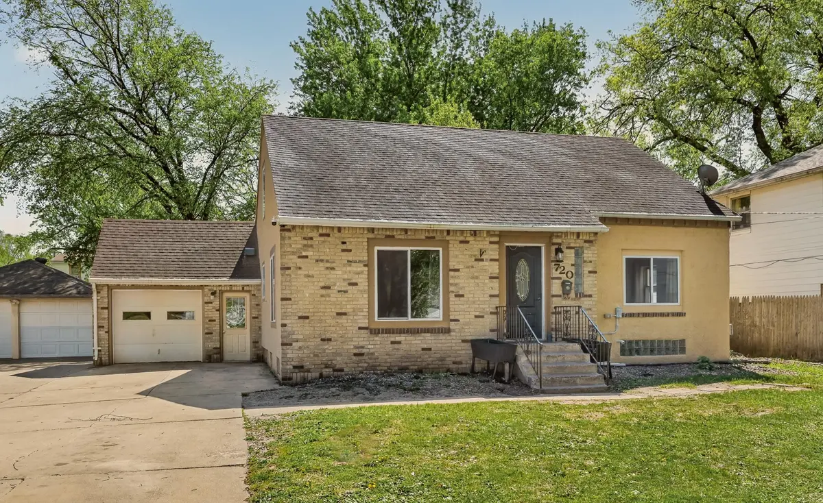 720 10th AVE SE, Rochester, MN 55904