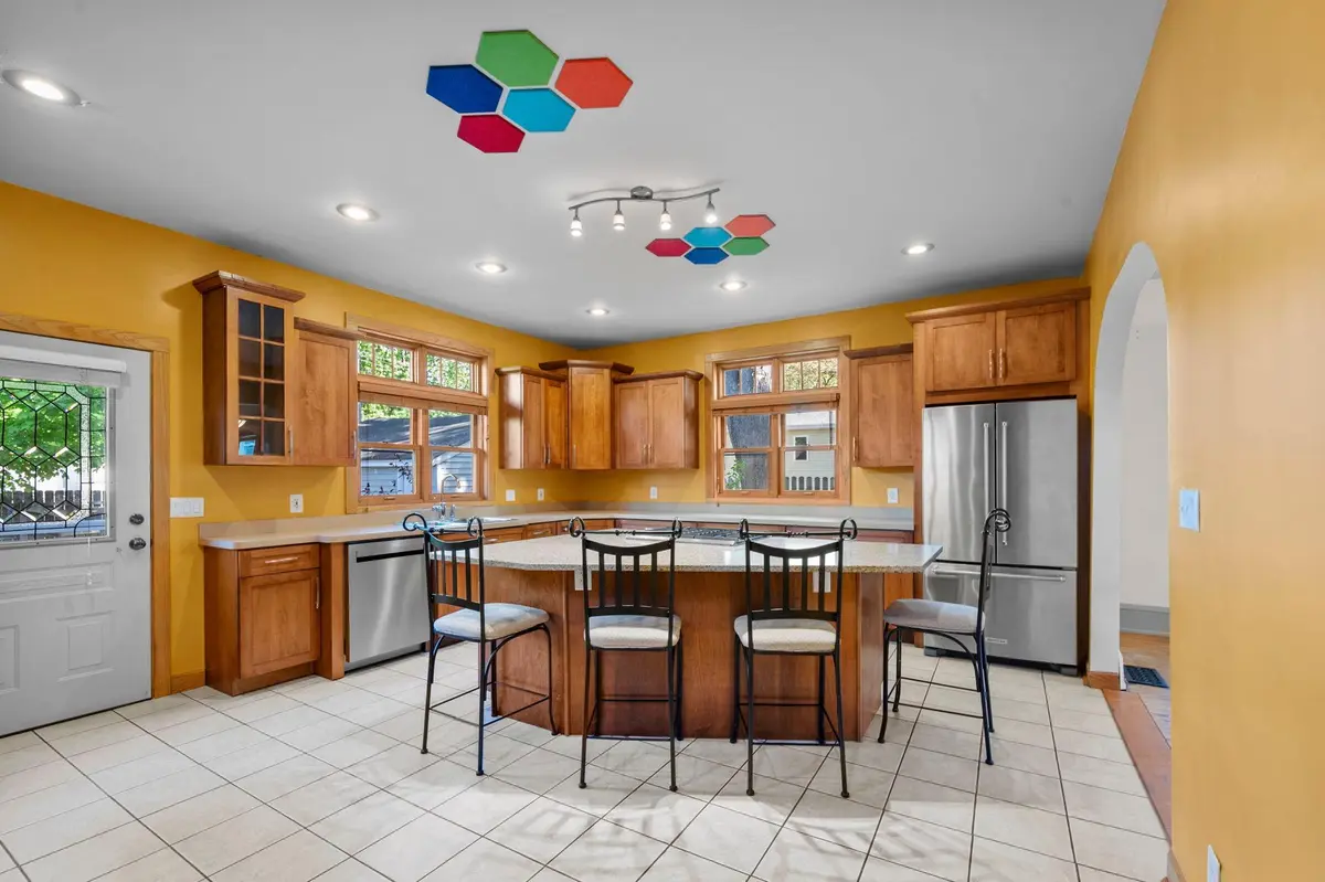 4347 6th ST NE, Columbia Heights, MN 55421