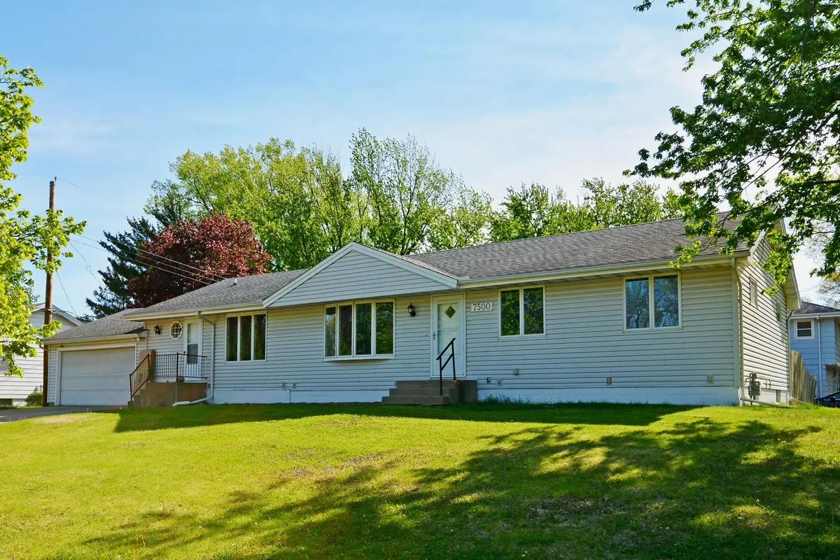 7500 Janell AVE N, Brooklyn Park, MN 55428