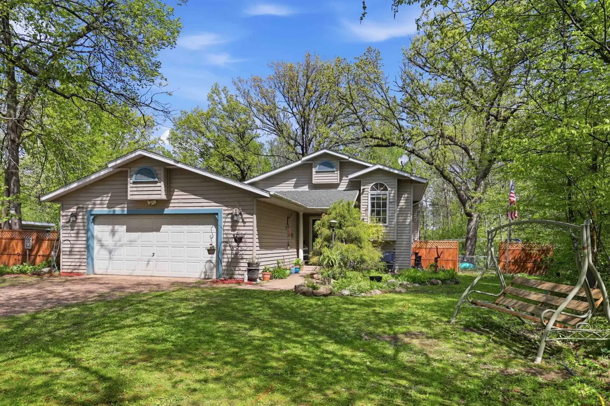 1926 Shady Acres LN, Mora, MN 55051