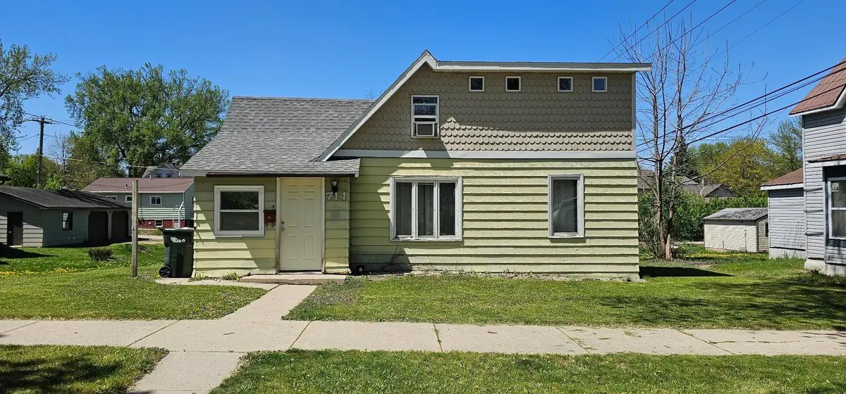 714 S Oak ST, Fergus Falls, MN 56537