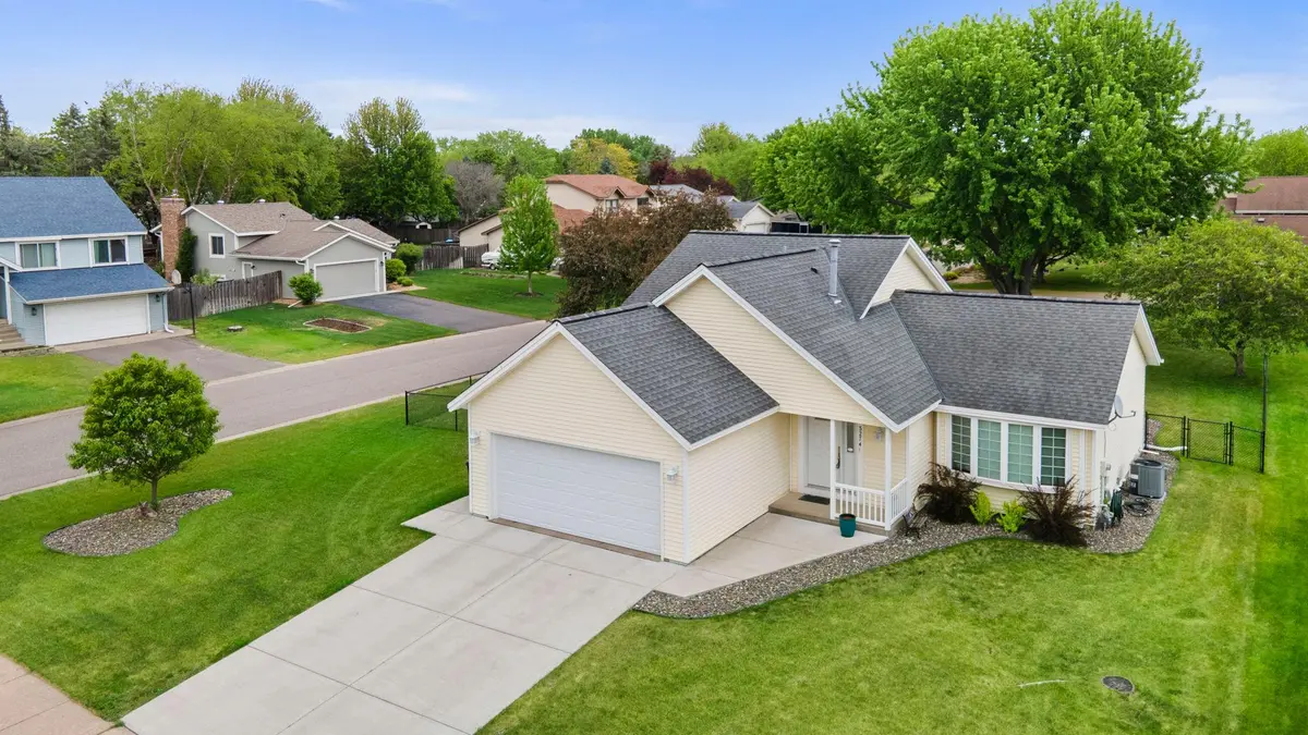 3274 12th AVE, Anoka, MN 55303