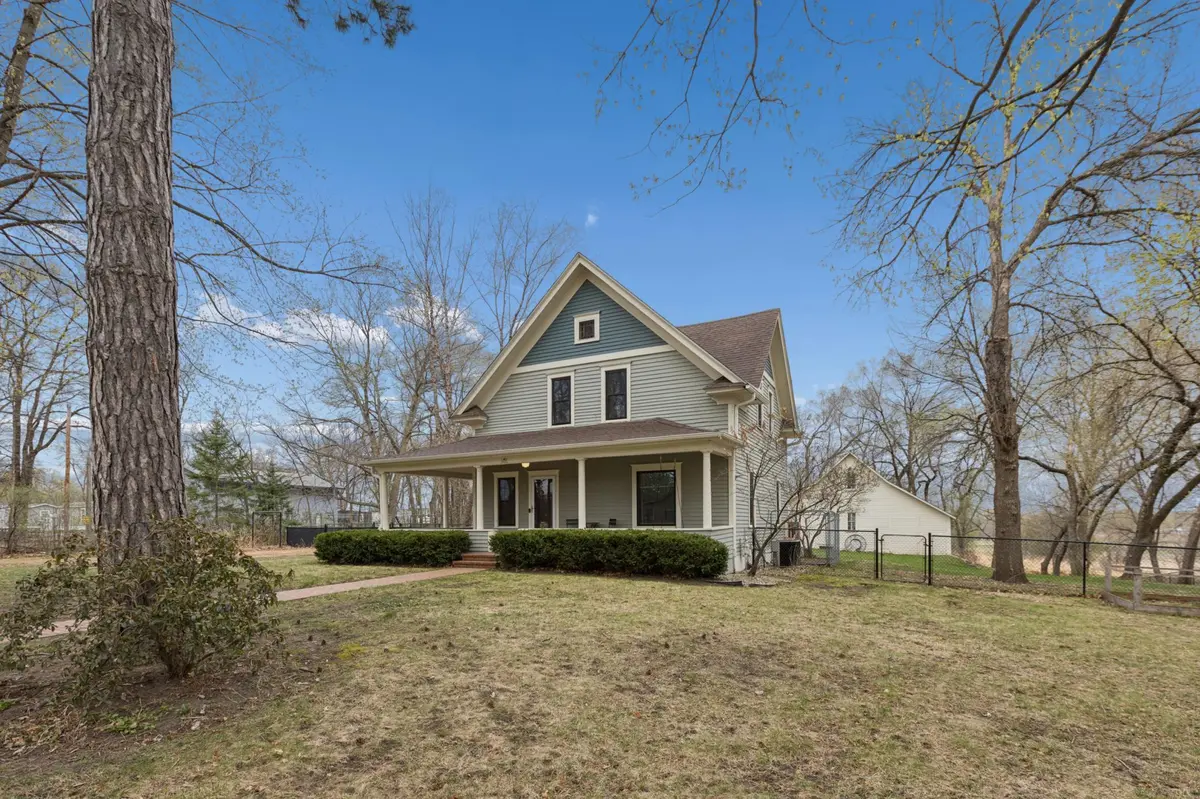 101 Jackson AVE SW, Watertown, MN 55388
