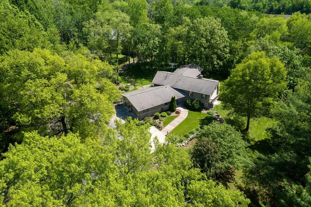 25517 520th ST, Pine Island, MN 55963