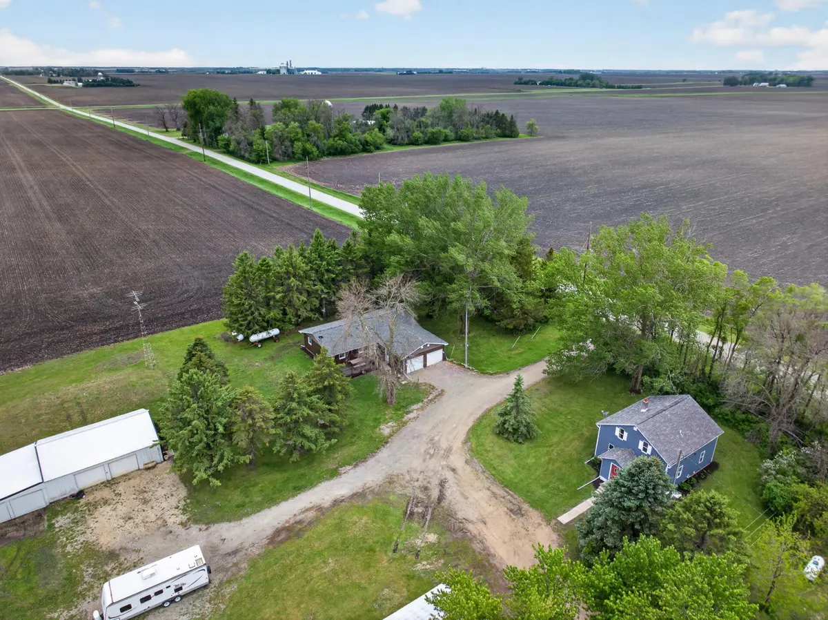 57042 & 57046 160th AVE, West Concord, MN 55985