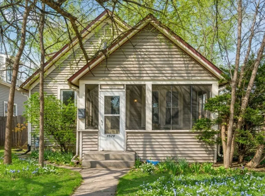 1529 Dale ST N, Saint Paul, MN 55117