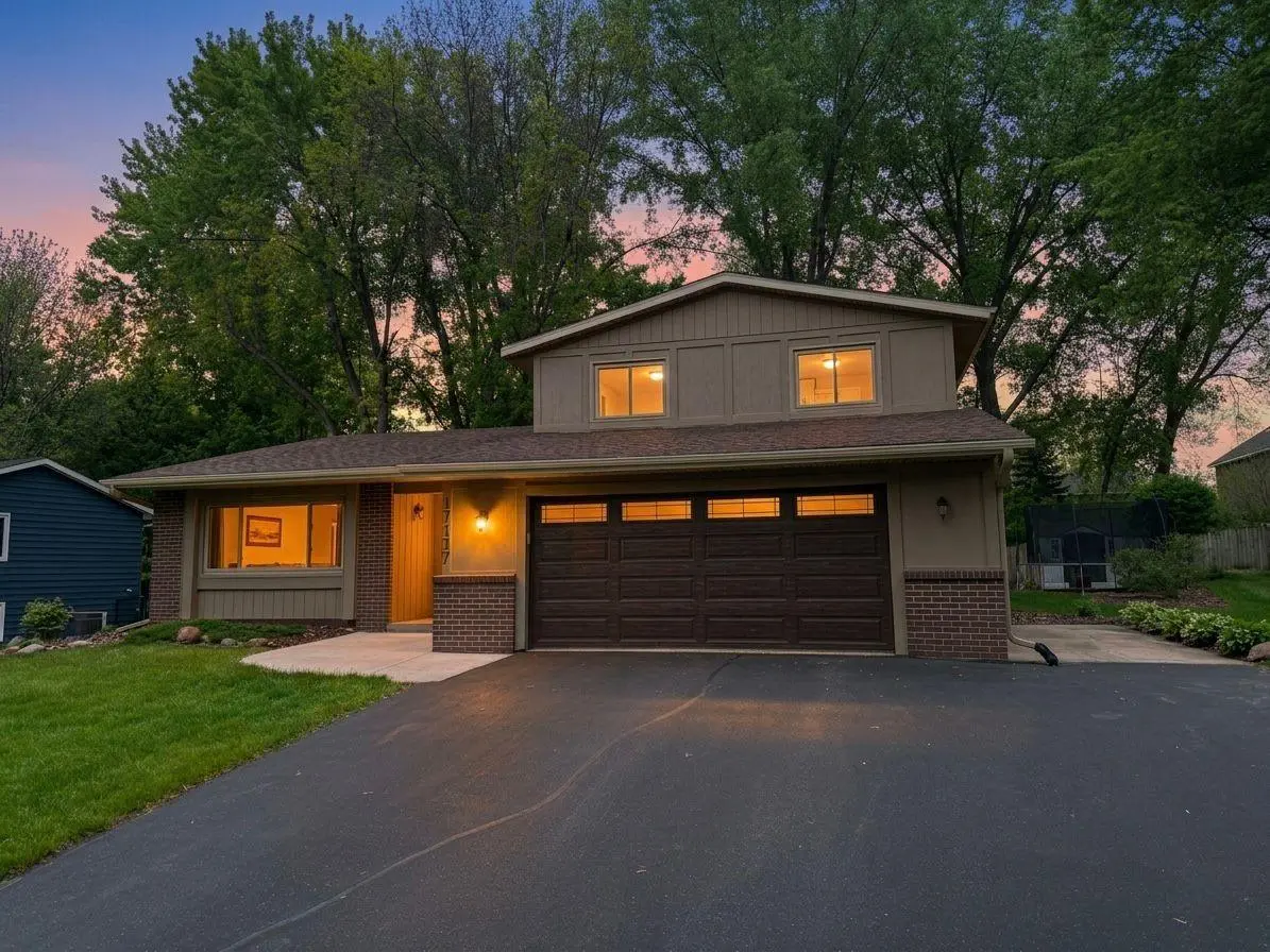 17137 Franchise WAY, Lakeville, MN 55024
