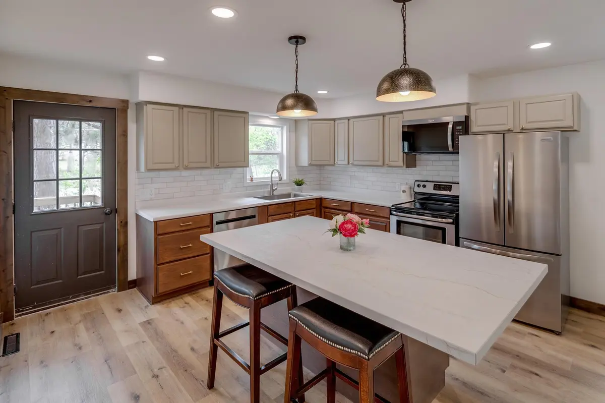 17323 Smith RD, Brainerd, MN 56401