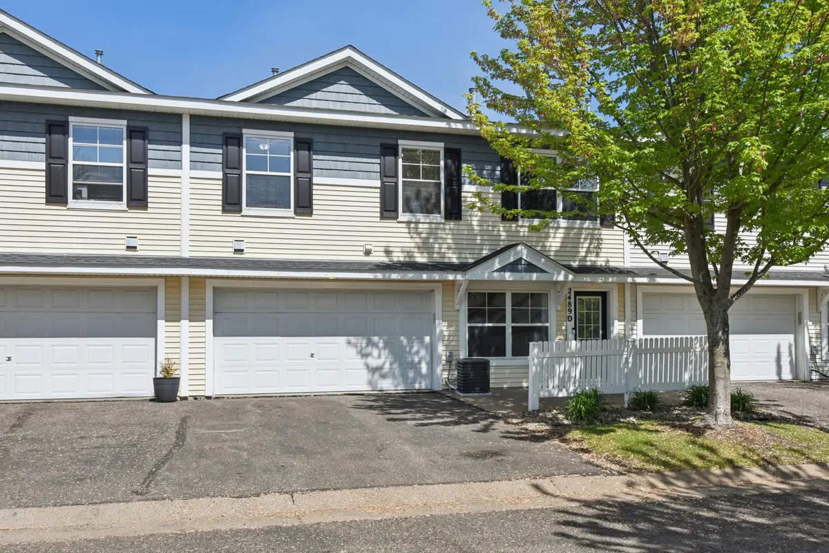 2489 Dawes PL #D, River Falls, WI 54022