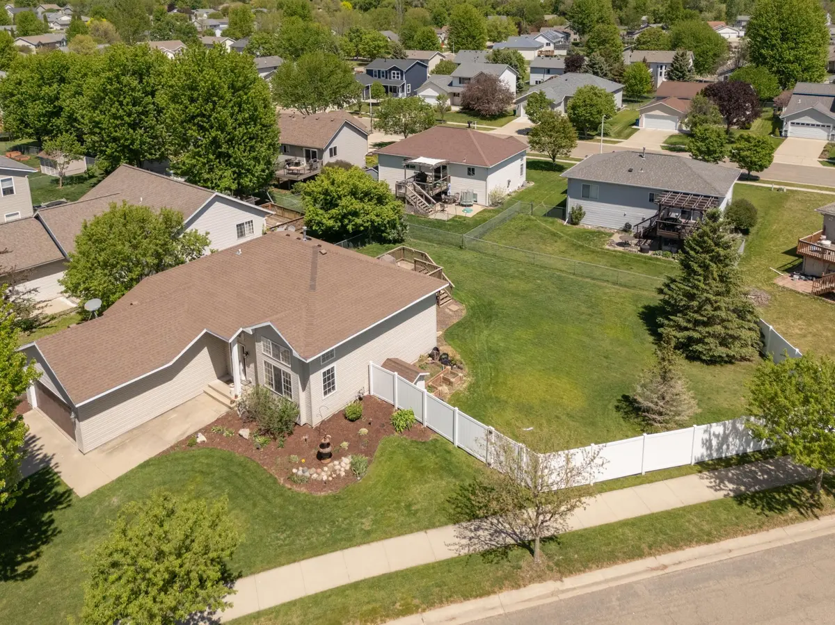 5714 49th AVE NW, Rochester, MN 55901