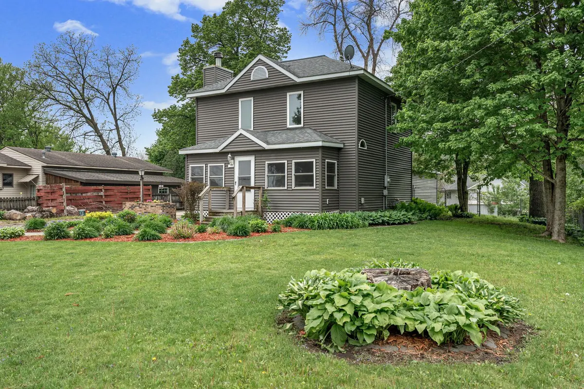 1636 Saint Paul RD, Owatonna, MN 55060