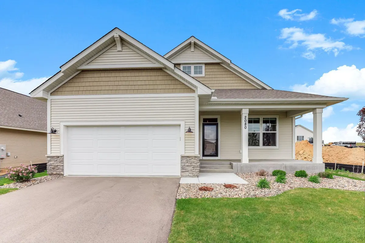 2080 Ridge Pointe DR, Hastings, MN 55033