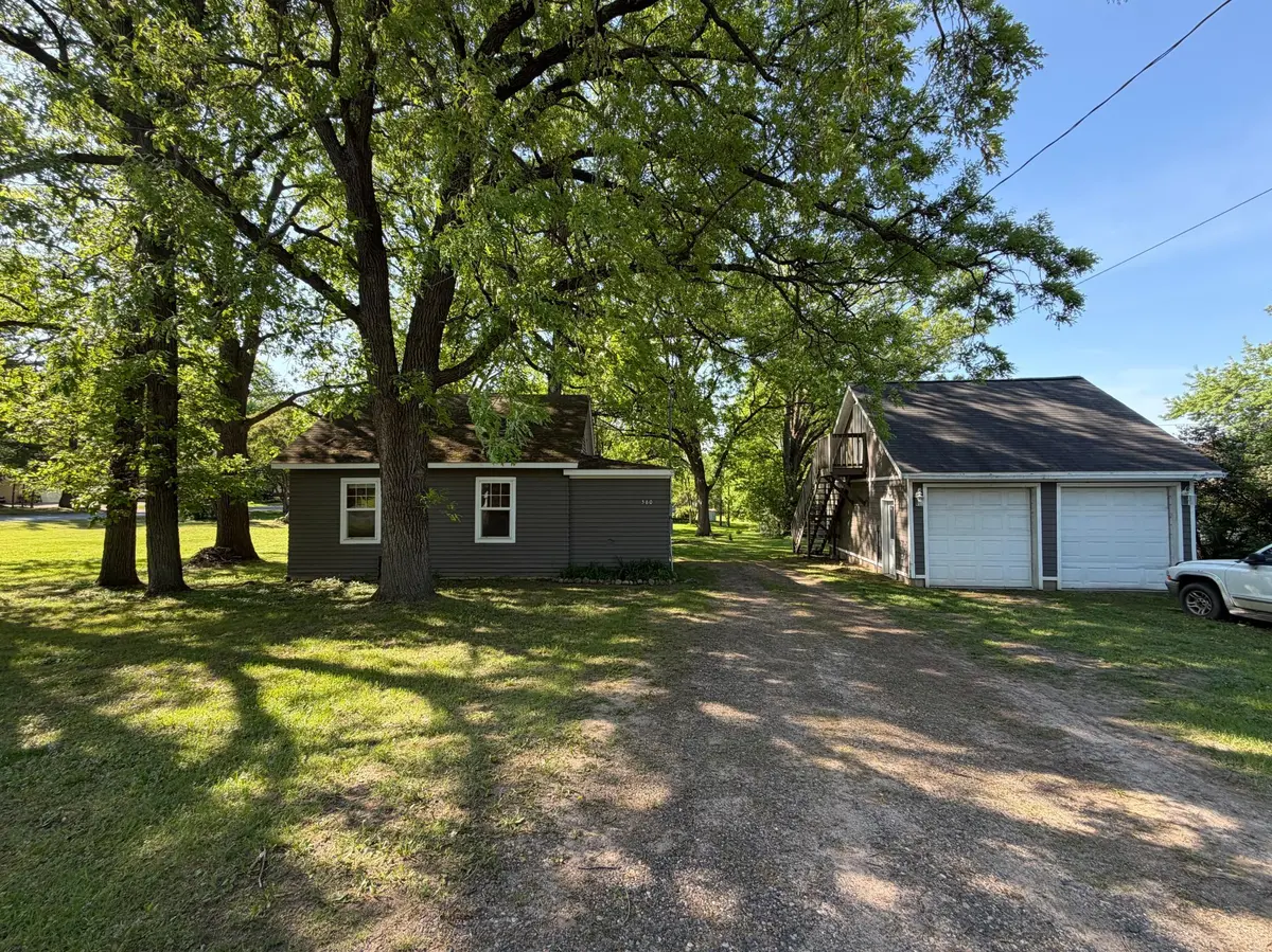 560 3rd AVE NW, Milaca, MN 56353