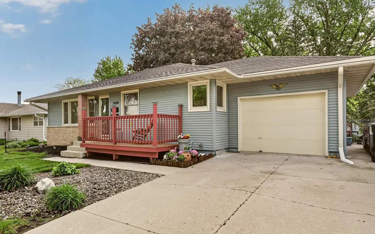 2400 16th AVE NW, Rochester, MN 55901