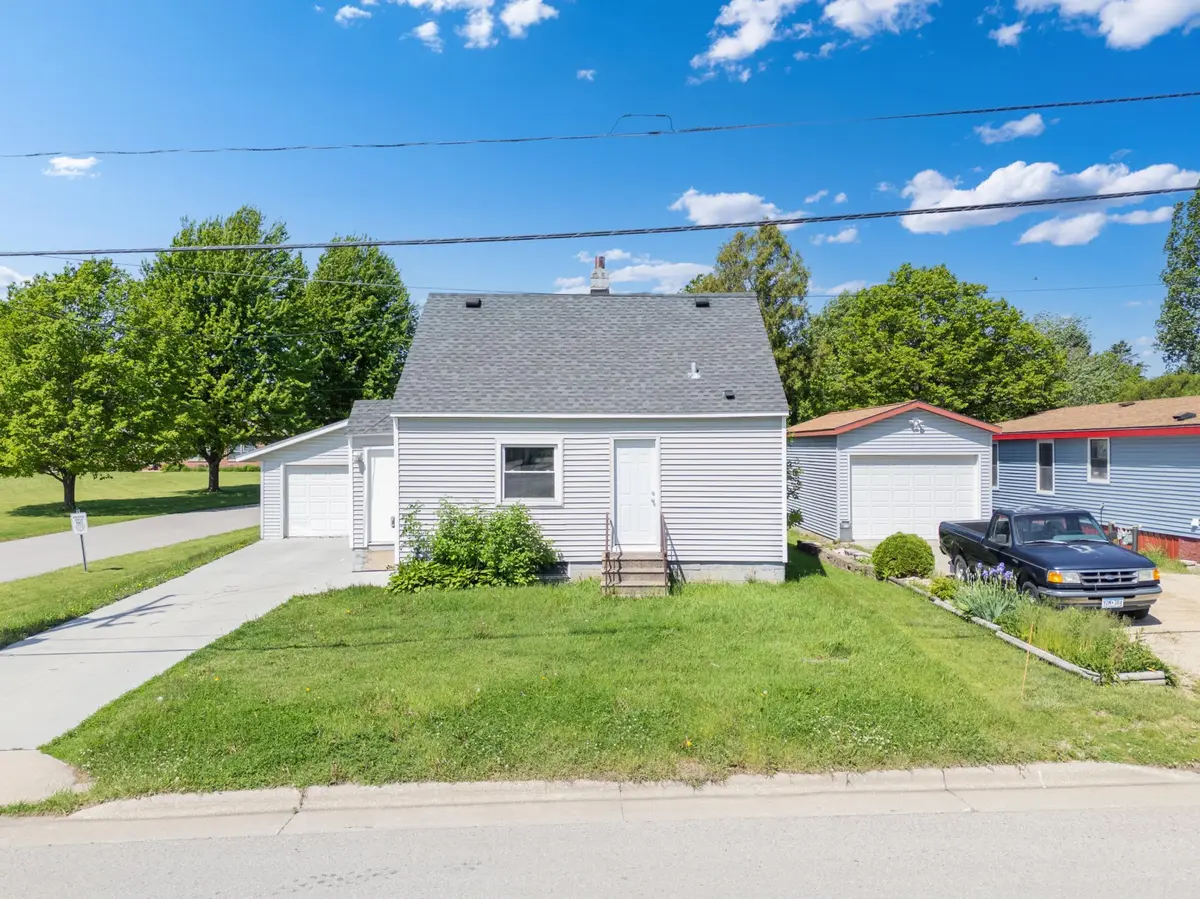 101 2nd AVE NW, Byron, MN 55920