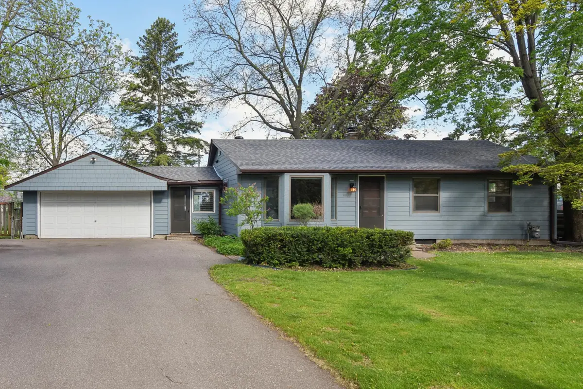 6101 Upper Afton CIR, Woodbury, MN 55125