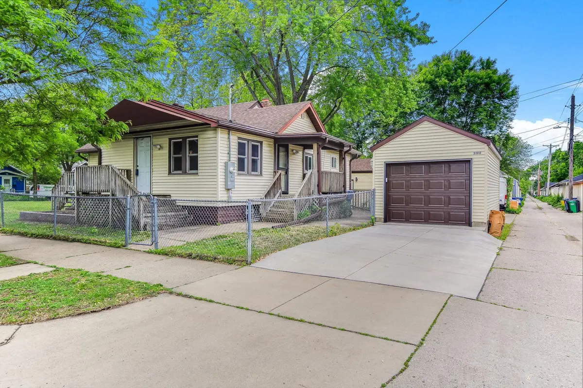 3100 40th AVE S, Minneapolis, MN 55406