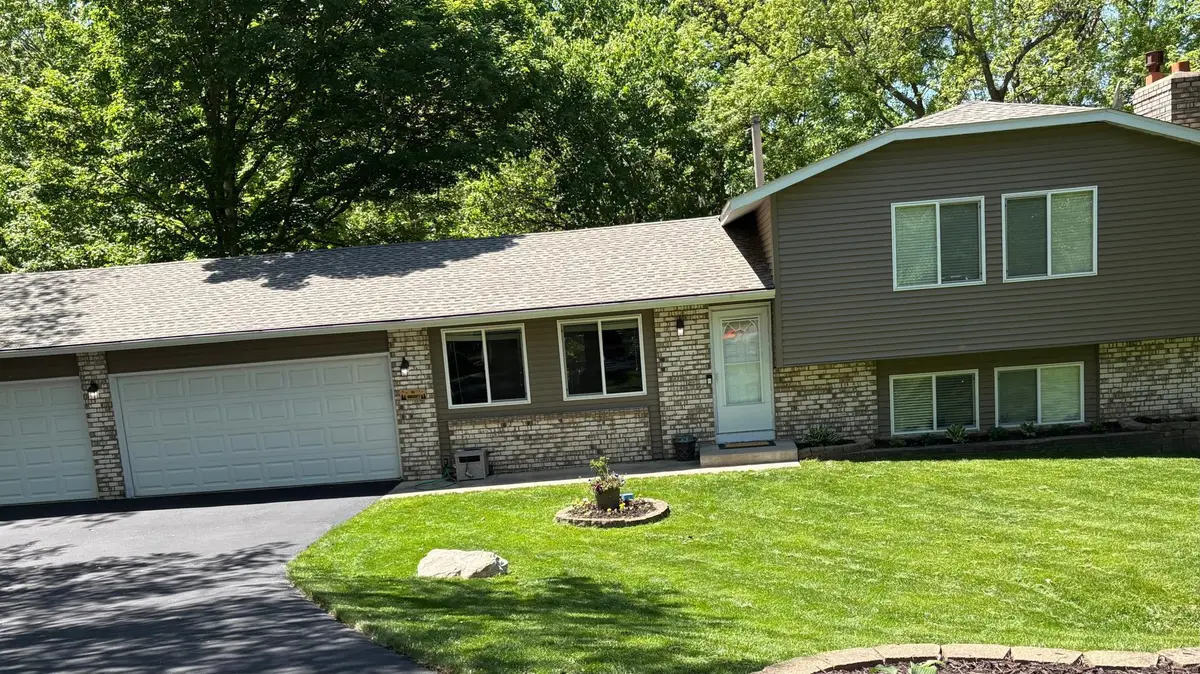 15220 Ironwood CT, Eden Prairie, MN 55346
