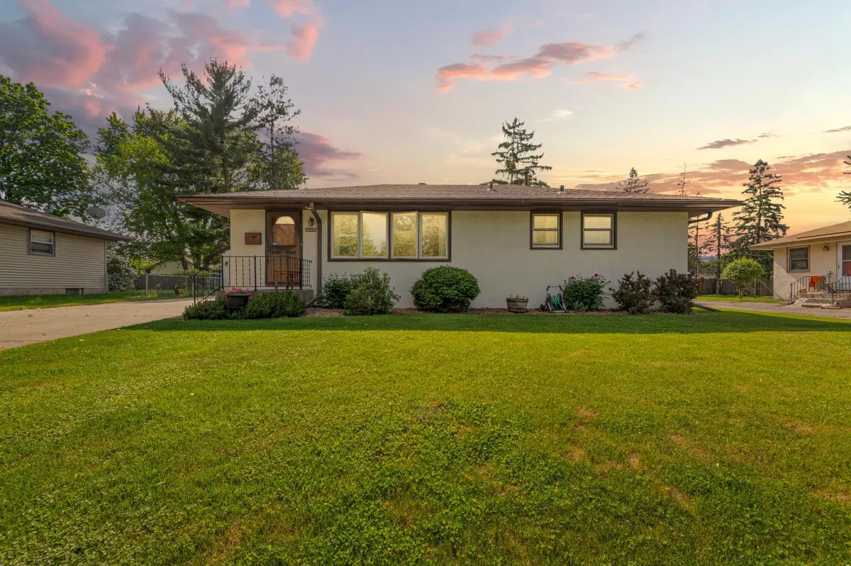 7049 Ewing AVE N, Brooklyn Center, MN 55429