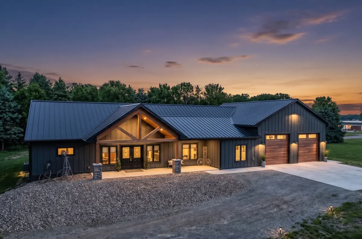 23040 Elgin TRL, Faribault, MN 55021