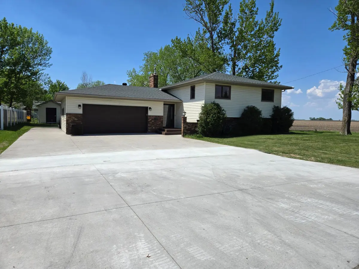 612 7th ST NE, Dilworth, MN 56529