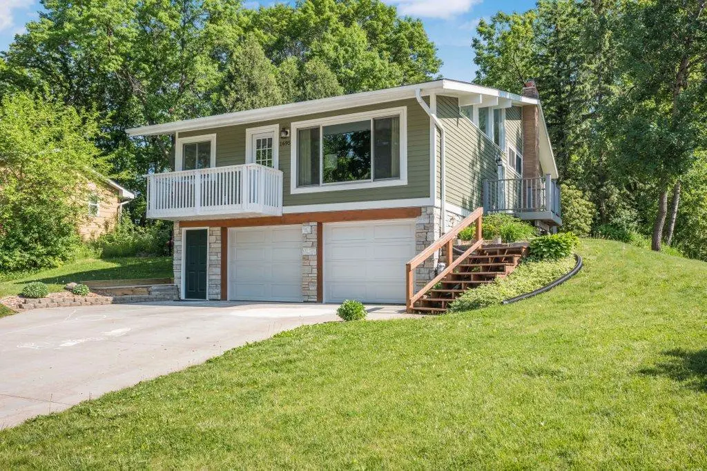 1695 Silver Lake RD NW, New Brighton, MN 55112
