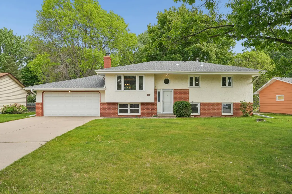 543 Westby DR NE, Spring Lake Park, MN 55432