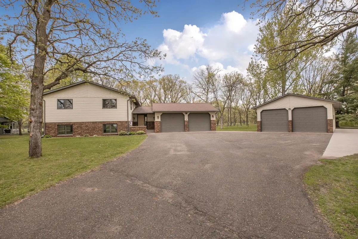 1408 Hilton RD, Little Falls, MN 56345