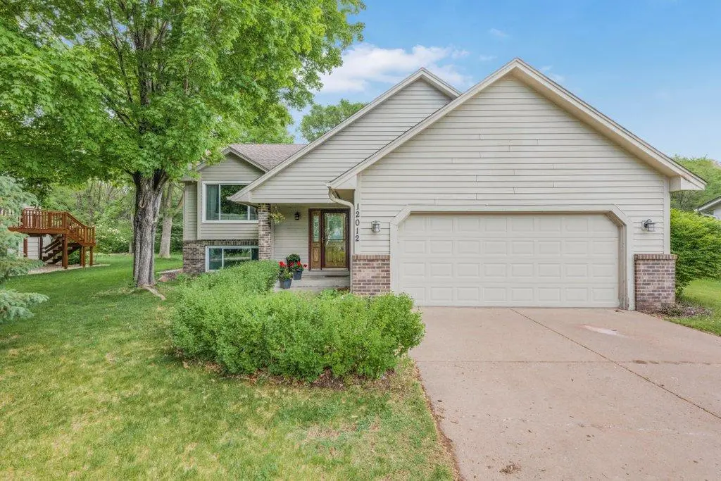 12012 Kentucky AVE N, Champlin, MN 55316