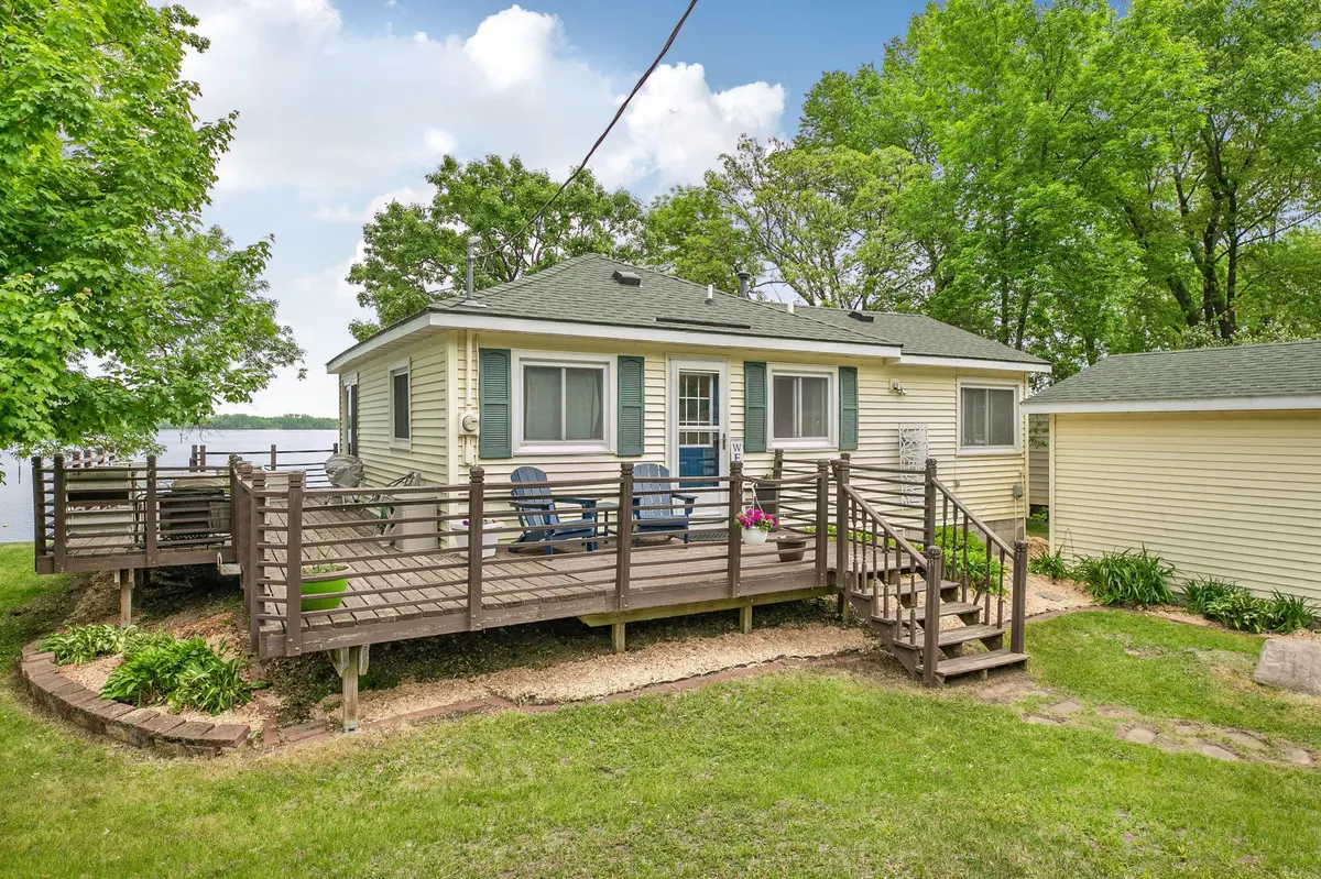 7259 100th AVE SE, Clear Lake, MN 55319