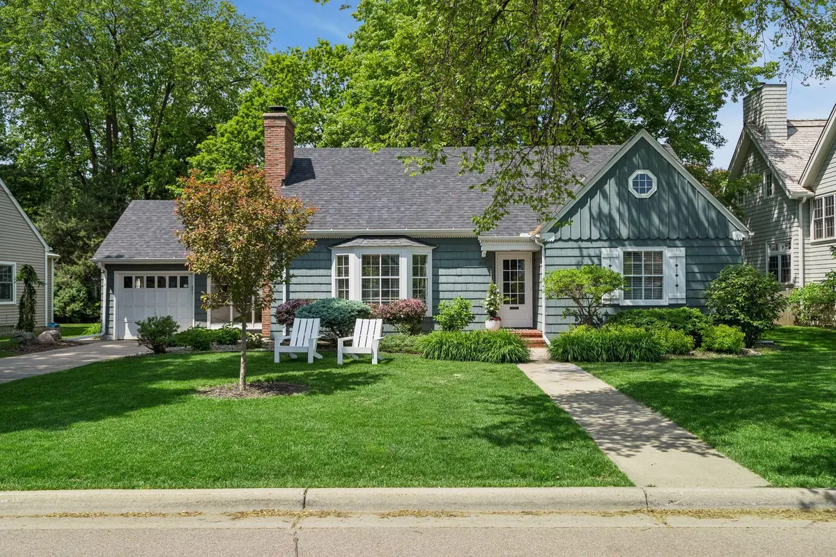 5116 Indianola AVE, Edina, MN 55424