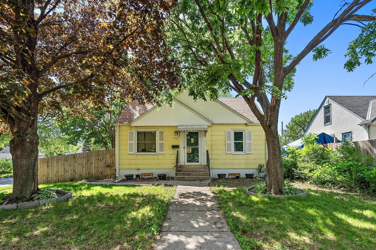 5201 Camden AVE N, Minneapolis, MN 55430