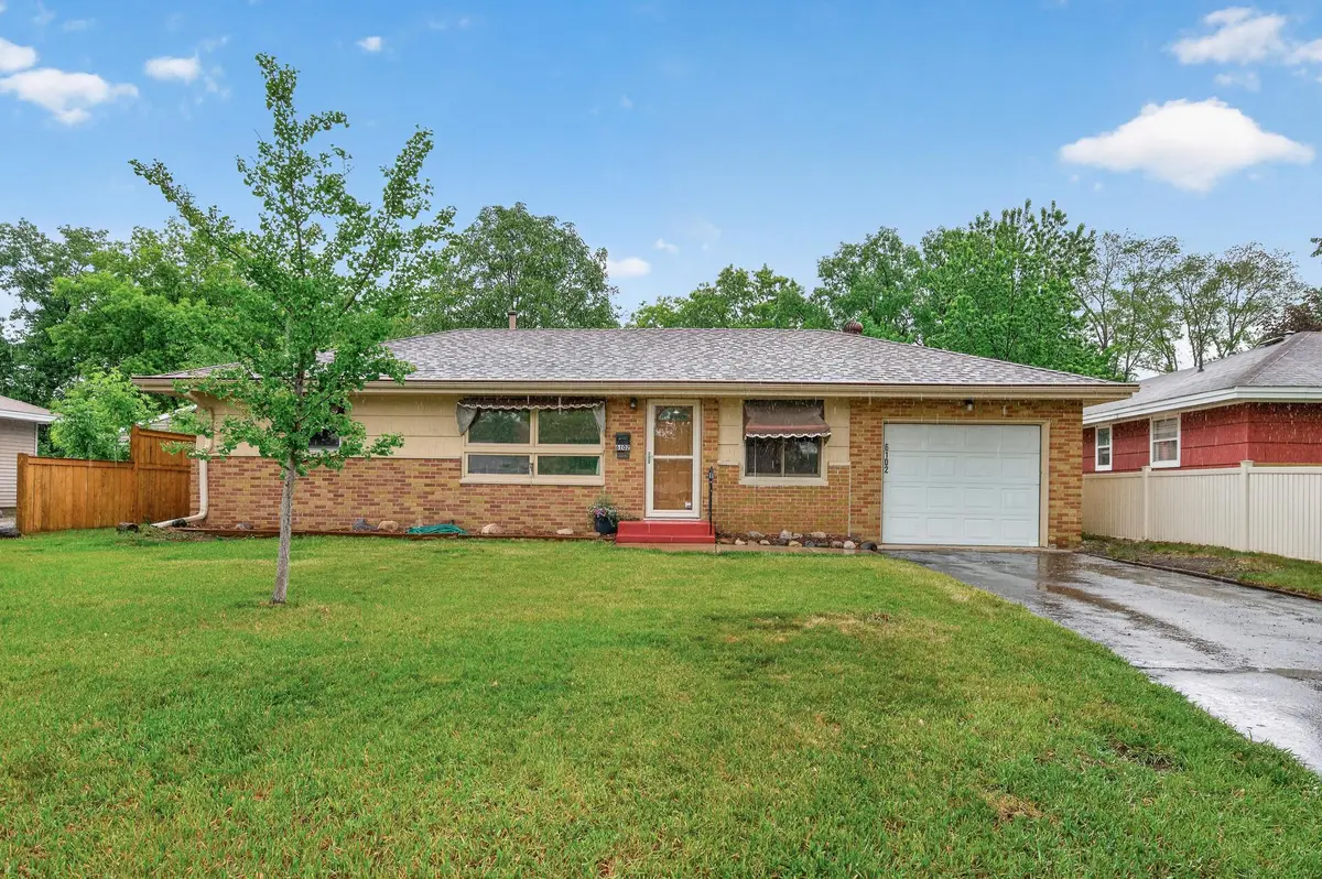 6102 Hampshire AVE N, Crystal, MN 55428