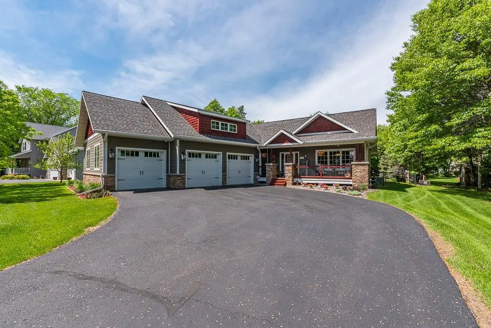 6064 Fairfax RD, Baxter, MN 56425