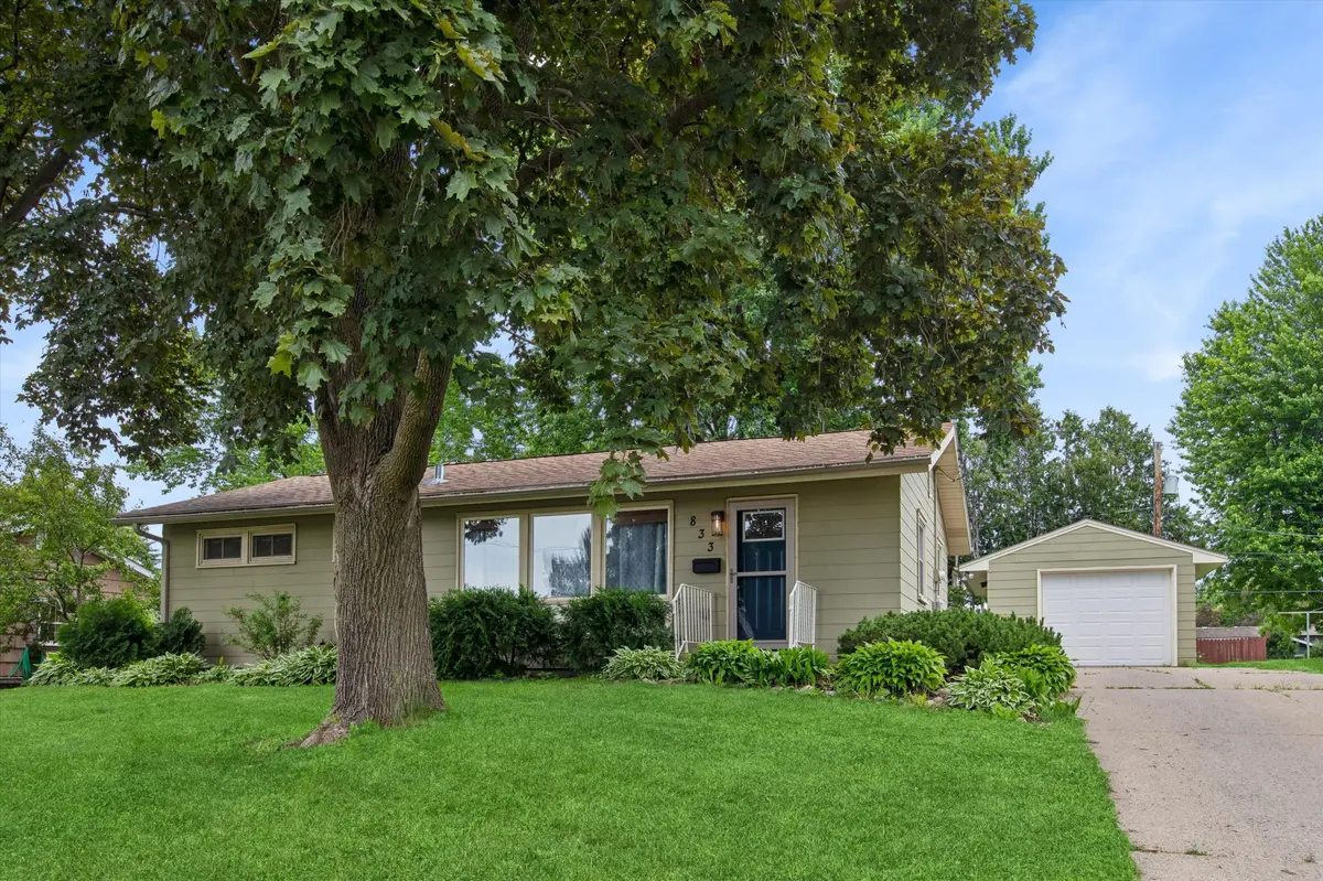 833 9th AVE SW, Faribault, MN 55021