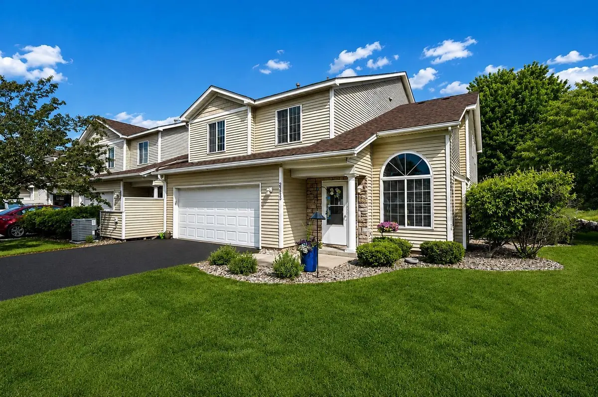 2233 Red Bud RD, Hudson, WI 54016