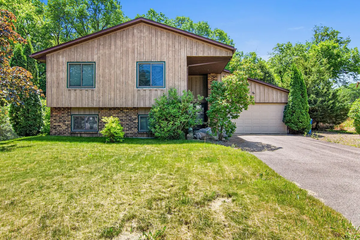 1809 W 138th ST, Burnsville, MN 55337