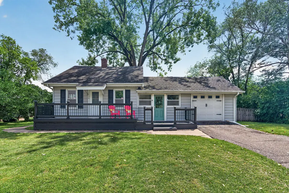 1406 Division ST, Hopkins, MN 55343