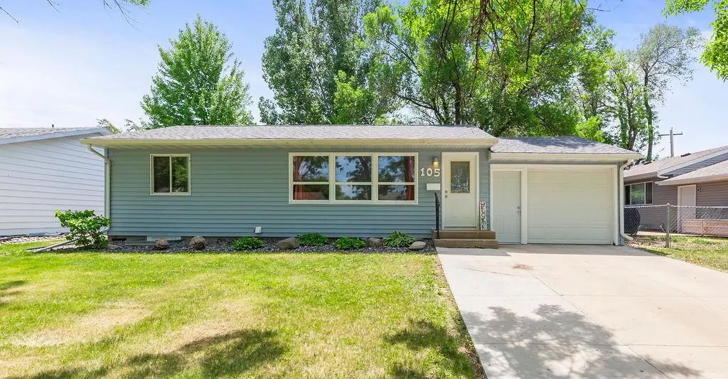 105 8th AVE E, West Fargo, ND 58078