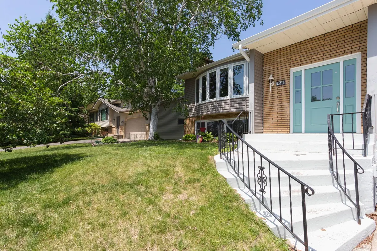 7348 Steepleview RD, Woodbury, MN 55125