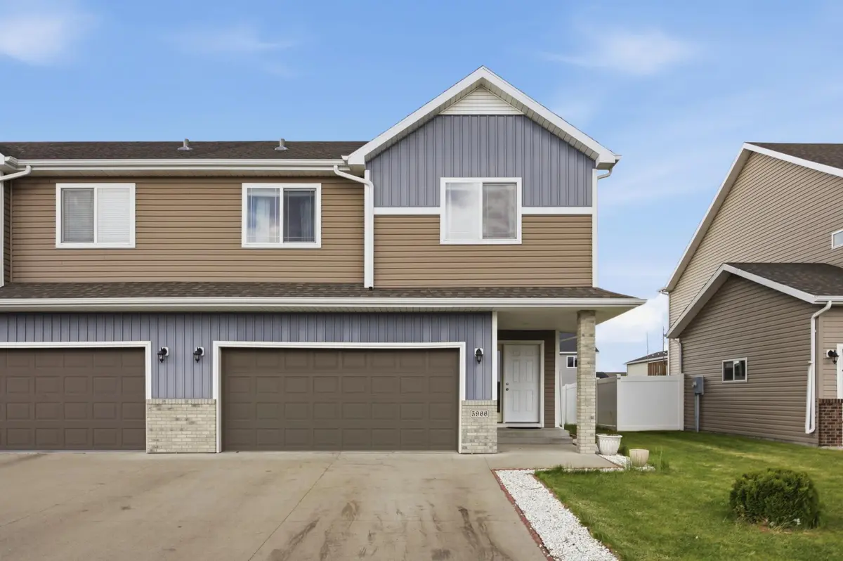 5966 59th ST S, Fargo, ND 58104