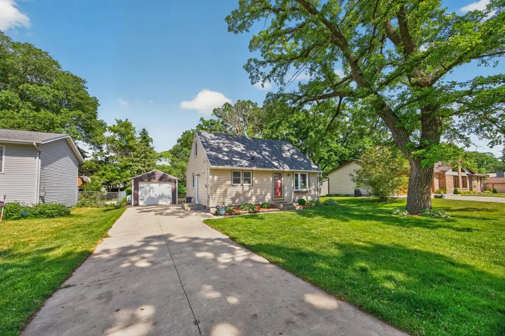 2214 2nd AVE SW, Rochester, MN 55902