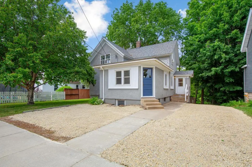 612 2nd ST W, Northfield, MN 55057