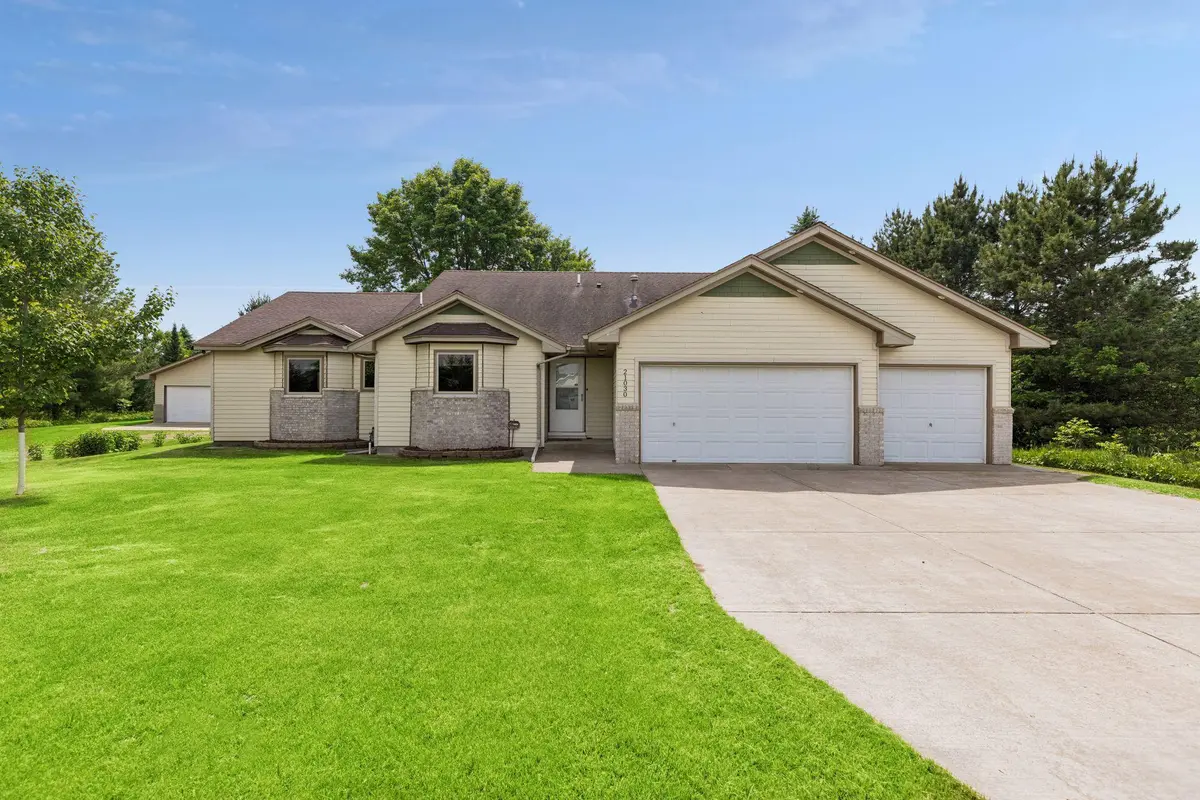 21030 W Linwood DR NE, Wyoming, MN 55079