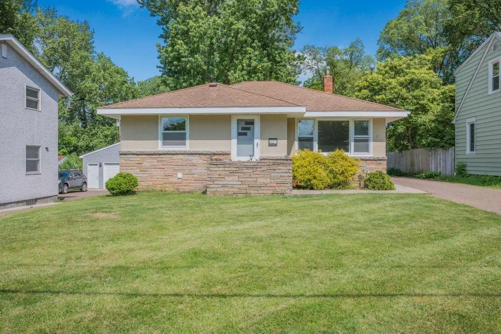 1140 Charlton ST, West Saint Paul, MN 55118