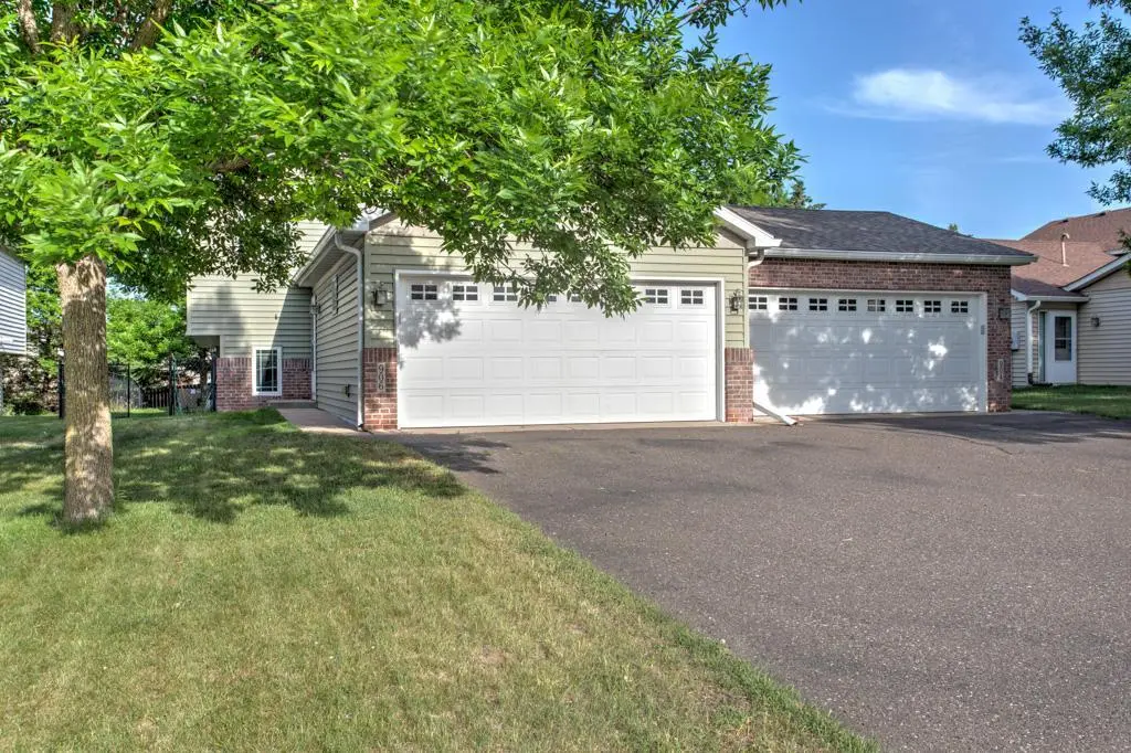 906 Whiskey RD NW, Isanti, MN 55040