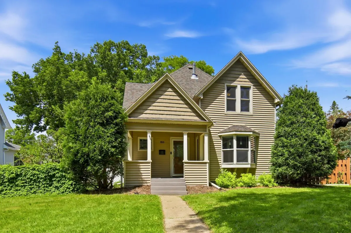 825 E Center ST, Rochester, MN 55904