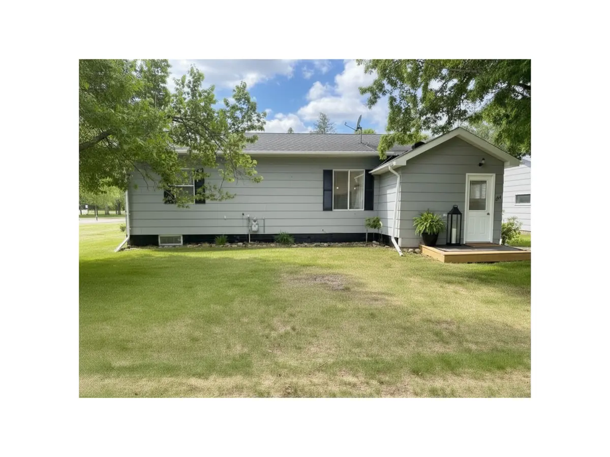 502 Robert ST N, Clarissa, MN 56440